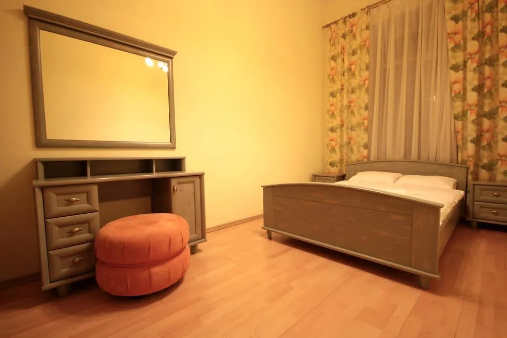 Inn Home Apartments In Kiev Center Ukraine