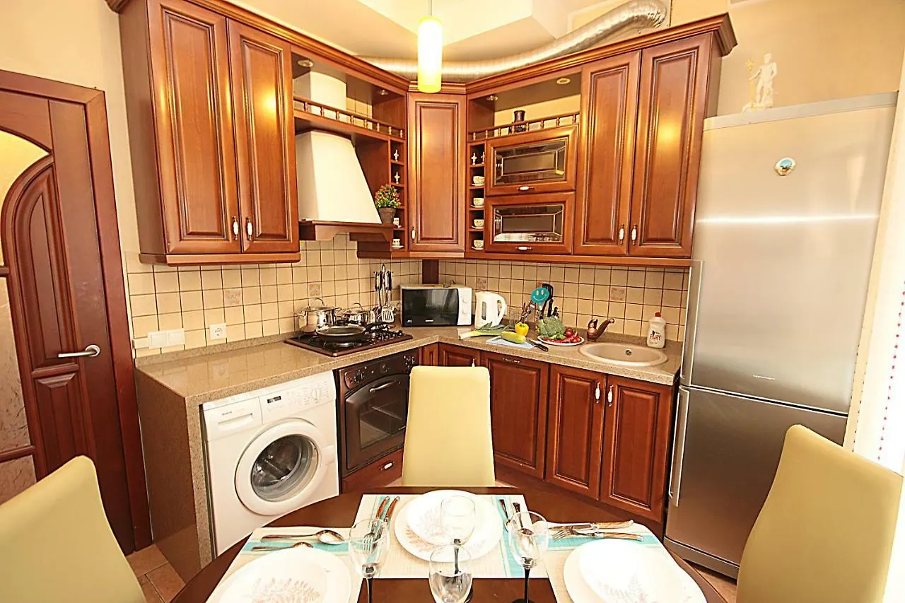 Inn Home Apartments In Kiev Center