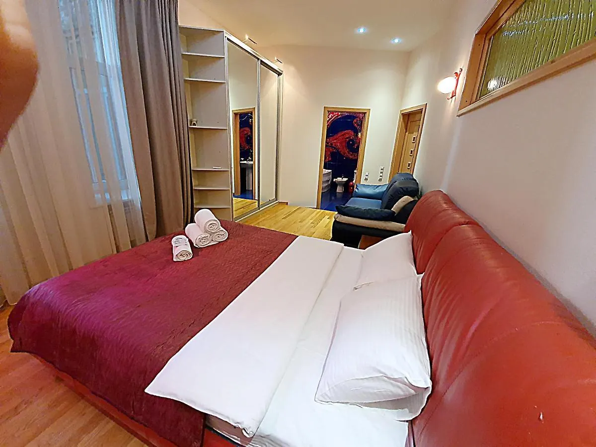 Inn Home Apartments In Kiev Center